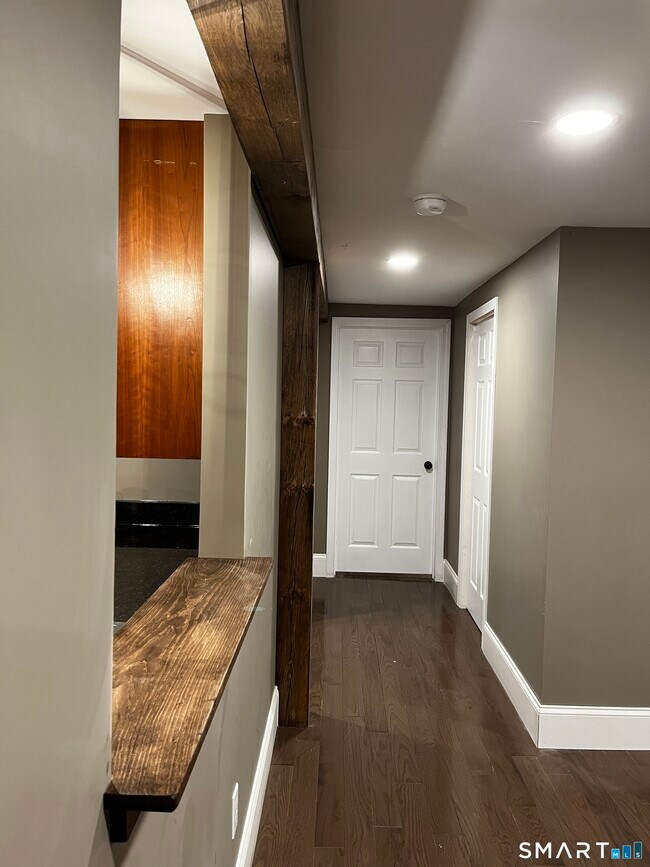 Building Photo - 244 Bigelow Hollow Rd