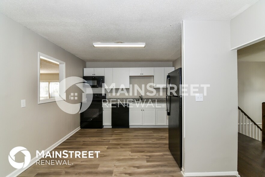 Building Photo - 8702 E 91 St