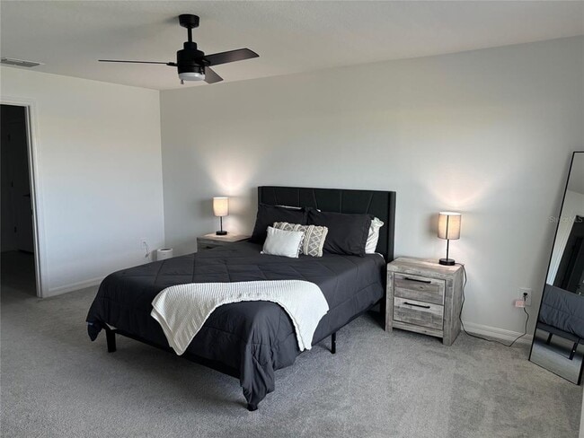 Building Photo - 8823 Sunset Pk Trl S