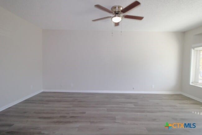 Building Photo - 906 S 23rd St