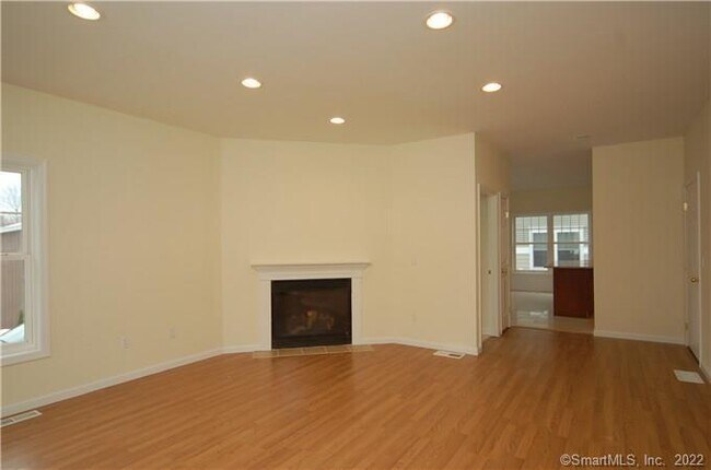 Building Photo - 109 Park Ave