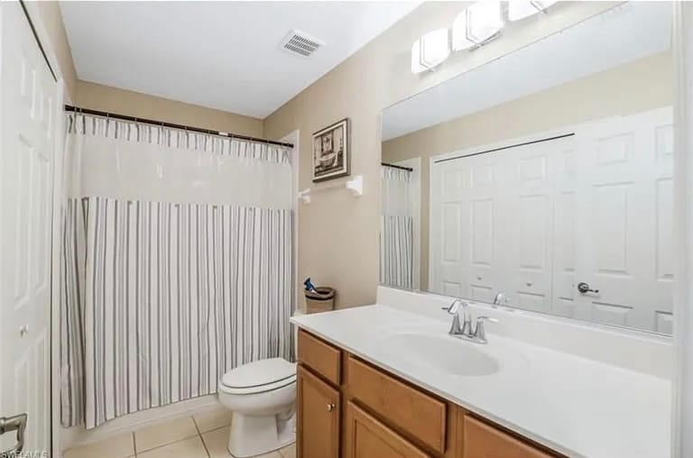 Building Photo - 9063 Gervais Cir