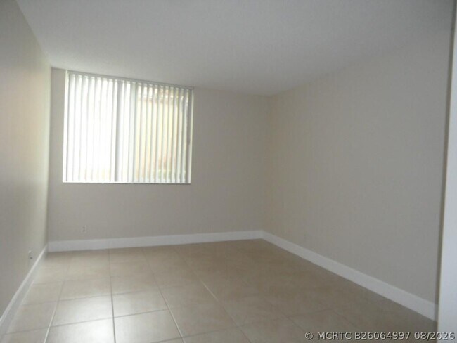 Building Photo - 10773 Cleary Blvd