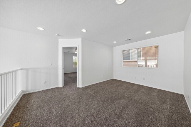 Building Photo - Beautiful Providence 3 Bedroom + Loft Home