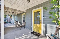 Building Photo - 509 29th Ave S