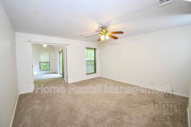 Building Photo - 8316 S Pittsburg Ave