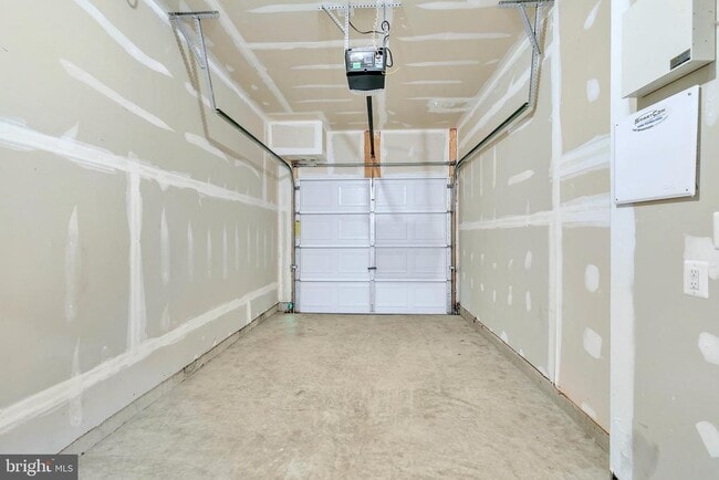 Building Photo - 13944 Hollow Wind Way
