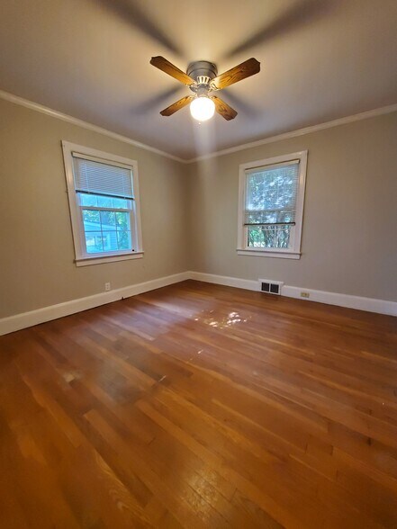 Building Photo - 810 Bellview St