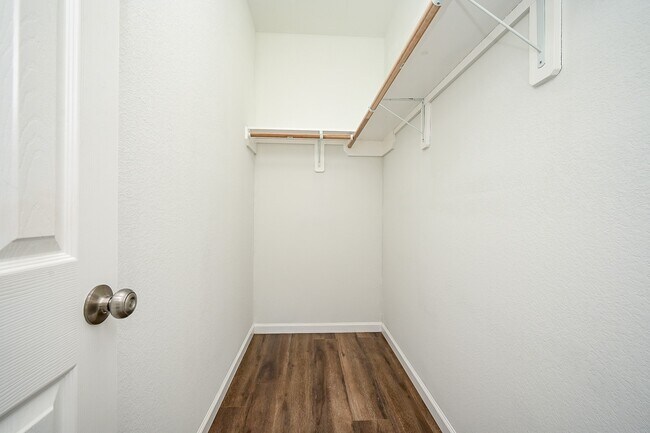 Building Photo - 4632 Galesburg St