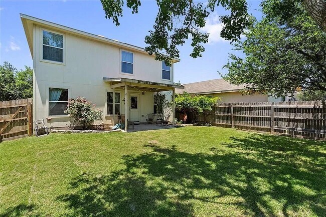 Building Photo - 206 Black