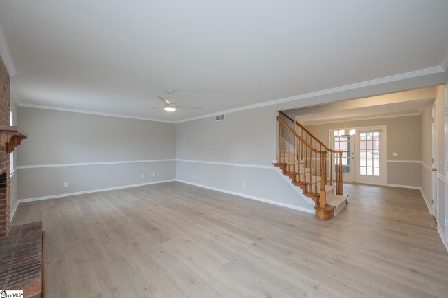Building Photo - 97 Jamestowne Way