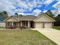 Building Photo - Available now FOR RENT in Dothan, AL!!