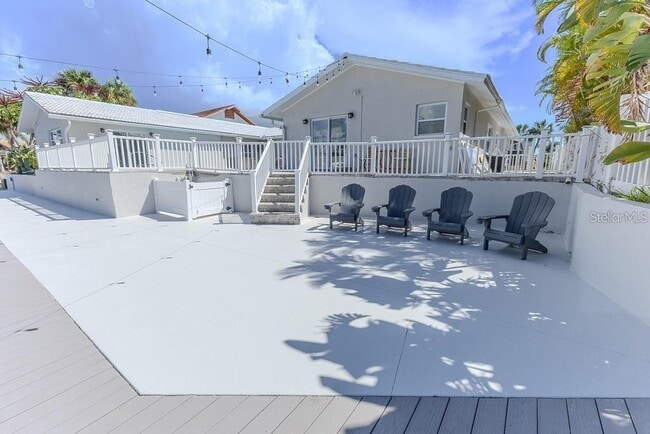 Building Photo - 5021 Porpoise Pl