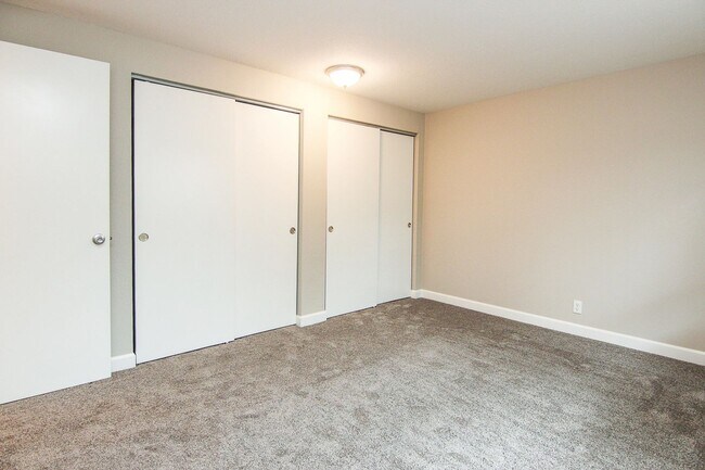 Interior Photo - 7938 SW 35th Ave