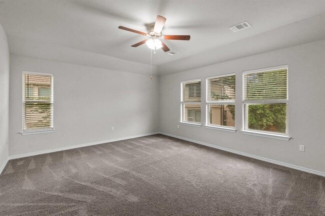 Building Photo - 9004 Gage Dr