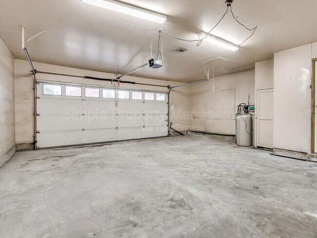 Building Photo - 6109 Kingston Rd