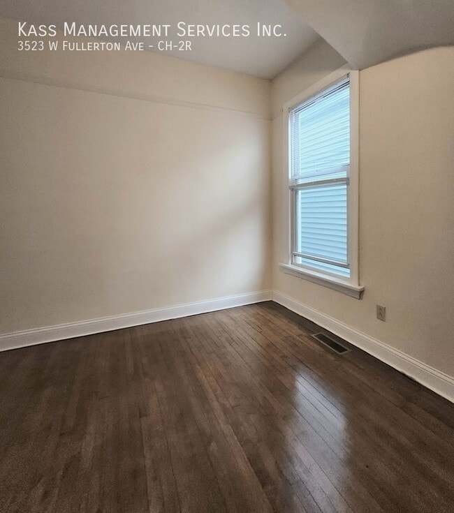 Building Photo - 3523 W Fullerton Ave