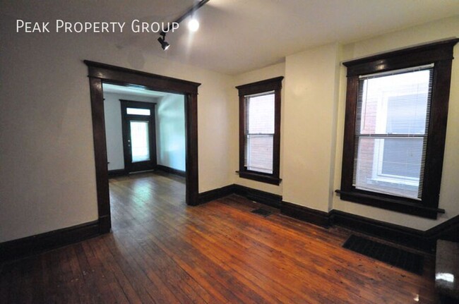 Building Photo - 1230 Indianola Ave