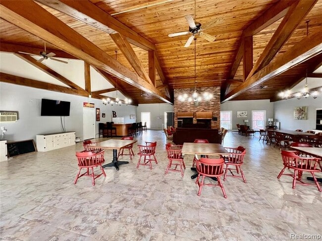 Building Photo - 31831 Grand River Ave