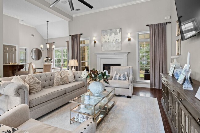 Building Photo - Richmond Hill's North Buckhead - Chastain ...