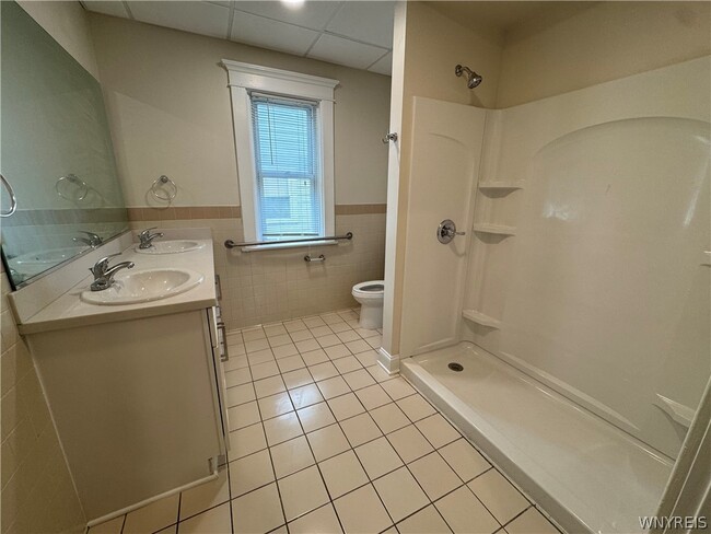 Building Photo - 95 Humboldt Pkwy