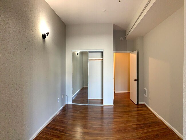 Building Photo - 2444-2446 Fulton