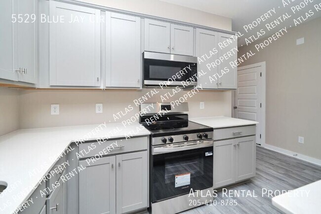 Building Photo - 5529 Blue Jay Cir