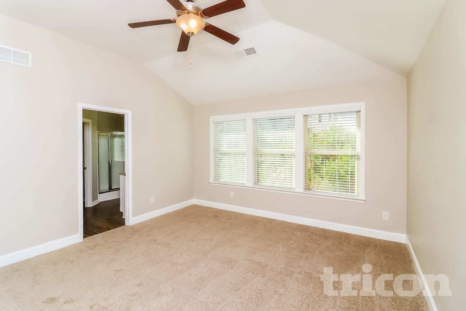 Building Photo - 230 Margrave Dr