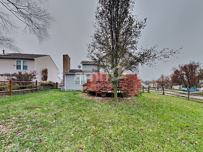 Building Photo - 4626 Laurel View Dr