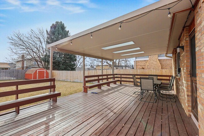 Building Photo - Spacious Home Wi/Large Fenced Yard + Covered Patio + Easy Denver/Boulder Commute