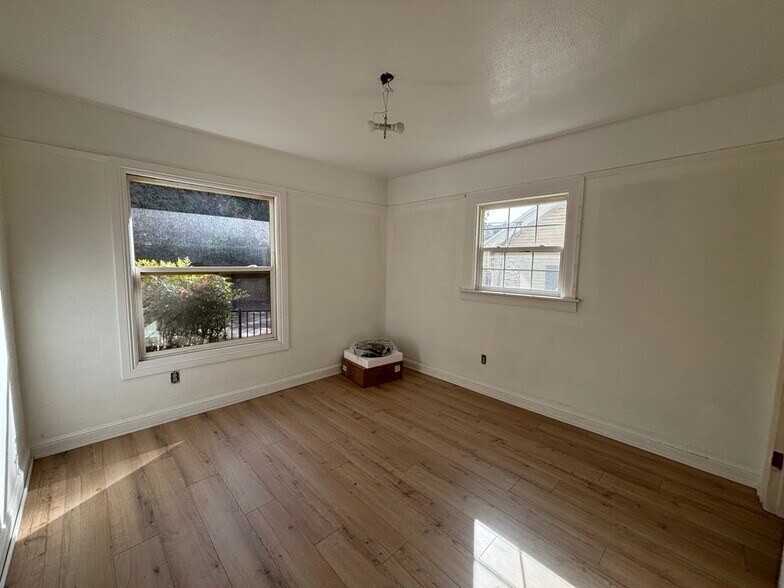 Building Photo - 2896 Coloma St