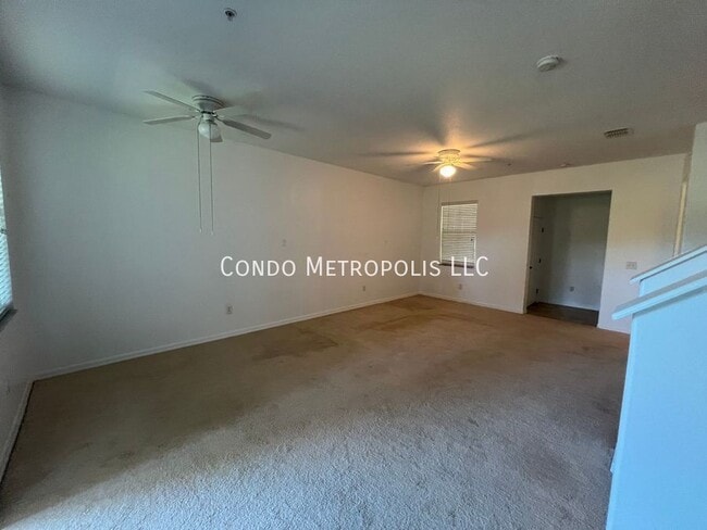 Building Photo - 1401 Priory Cir