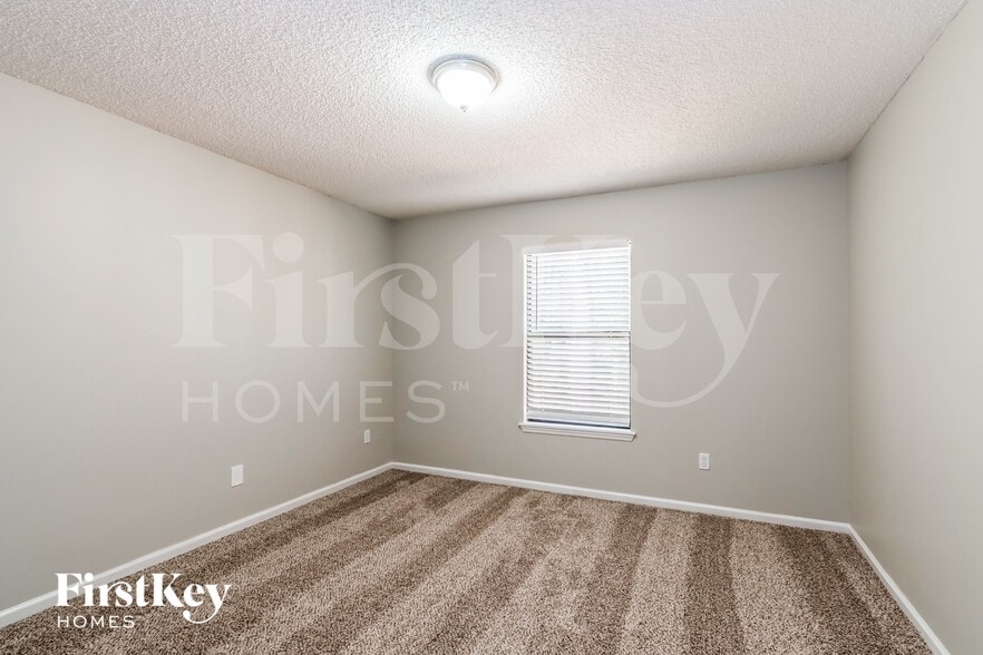 Building Photo - 5541 Broadgate Ct