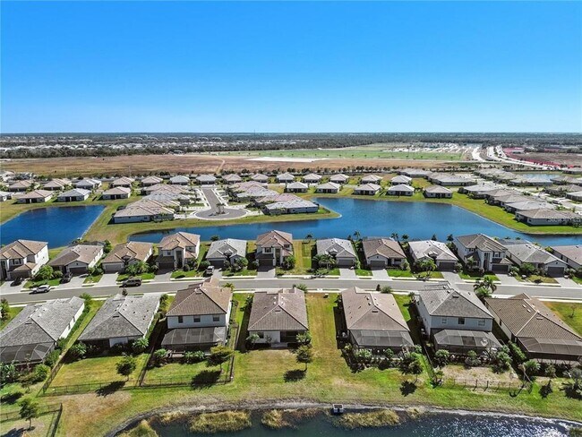 Building Photo - 15719 Islandwalk Ave