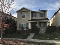 Building Photo - Two story in desirable north Turlock!