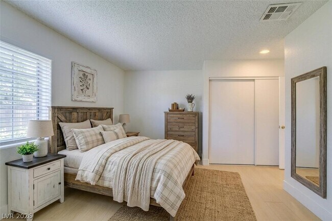 Building Photo - 1800 S Edmond St