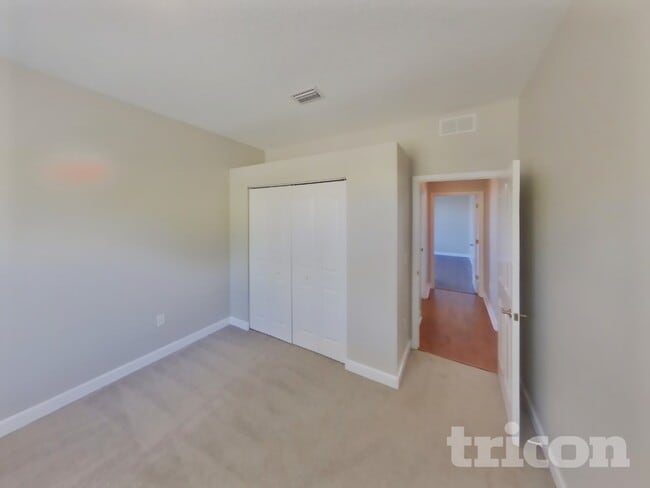 Building Photo - 9208 64th Ct E