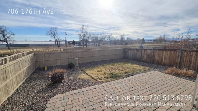 Building Photo - 706 176th Ave