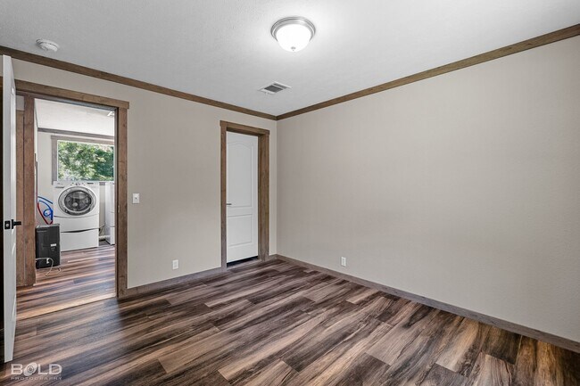 Building Photo - Gorgeous Home For Rent!!