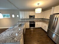Building Photo - Port Washington Loft Duplex