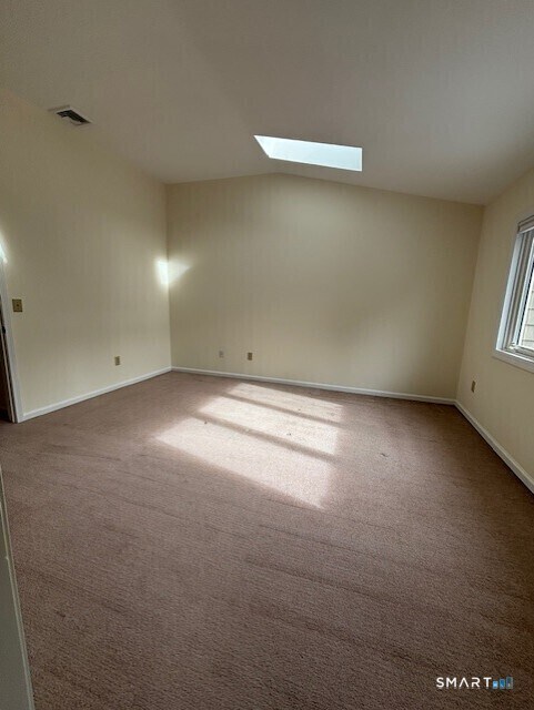 Building Photo - 12 Boulevard Dr