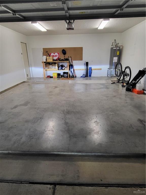 Building Photo - 2139 Gary Ln