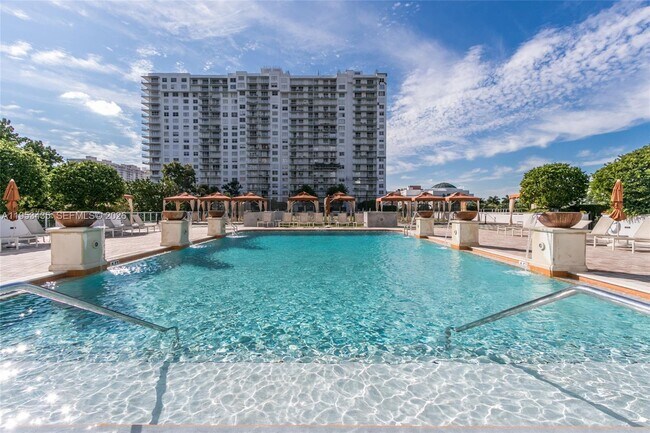 Building Photo - 2851 NE 183rd St