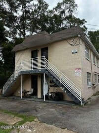 Building Photo - 1823 W 6th St