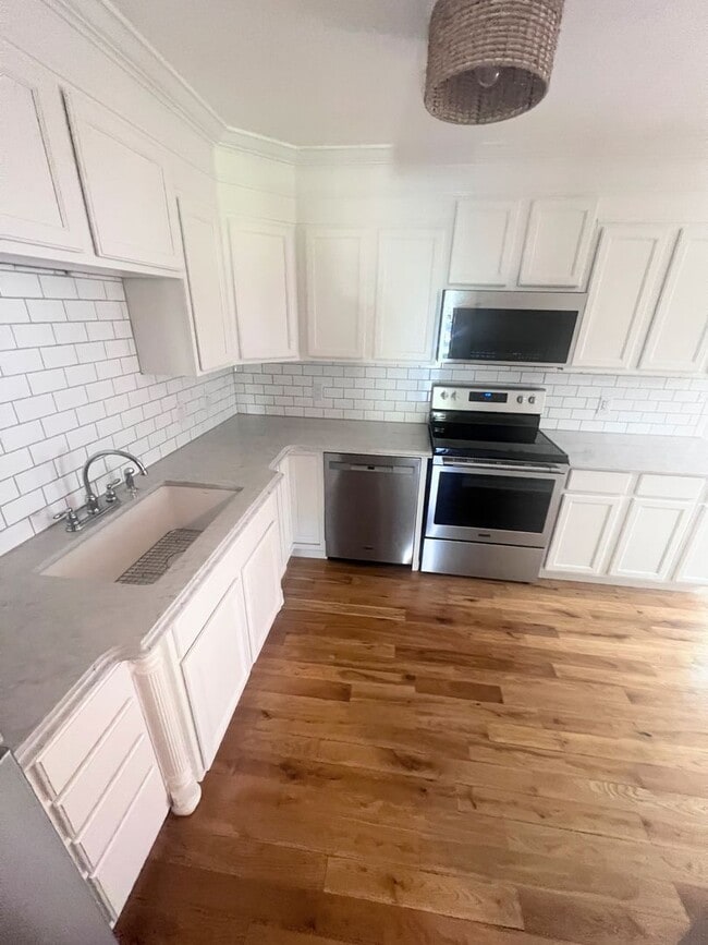 Building Photo - 3 Bedroom House in Rustburg