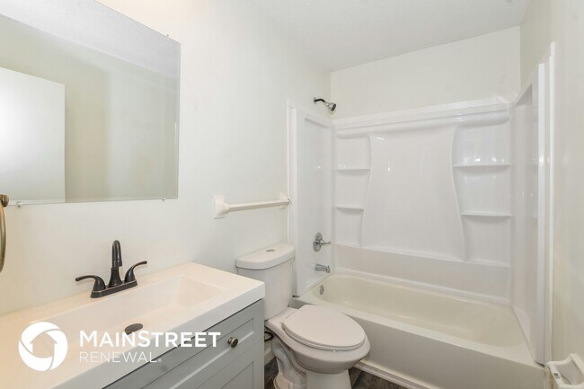 Building Photo - 4373 Lloydminster Cove