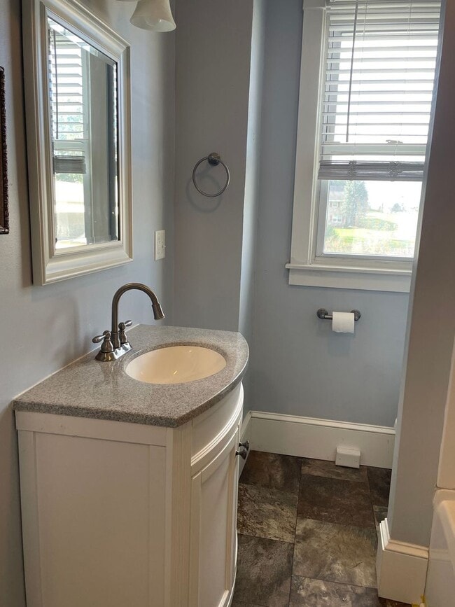 Building Photo - Spacious 3 Bedroom Townhome in Mount Joy -...