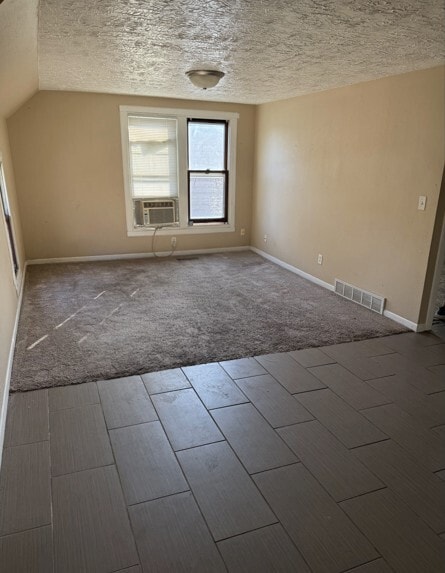 Building Photo - 203 S Covell Ave