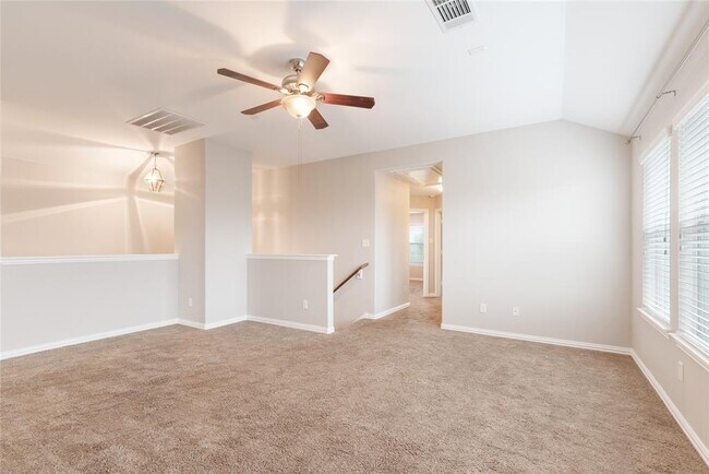 Building Photo - 217 Orchard Hill Trail