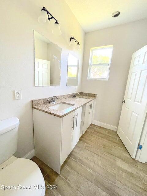 Building Photo - 847 Willowwood Ave